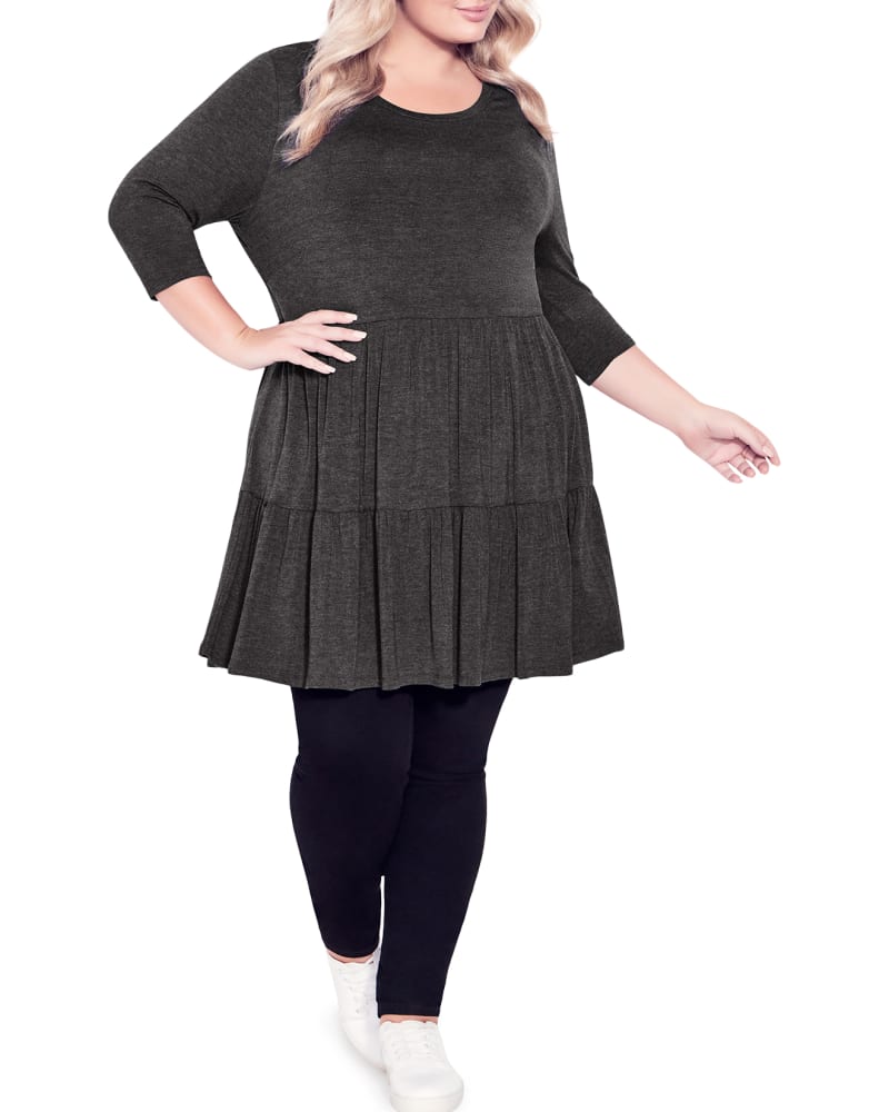 Front of a model wearing a size 20 Amaya Tunic in Grey Marle by avenue. | dia_product_style_image_id:302804
